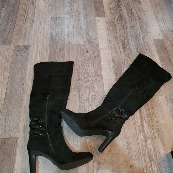 None Shoes - 𝅺No brand 6.5 black suede heeled boots